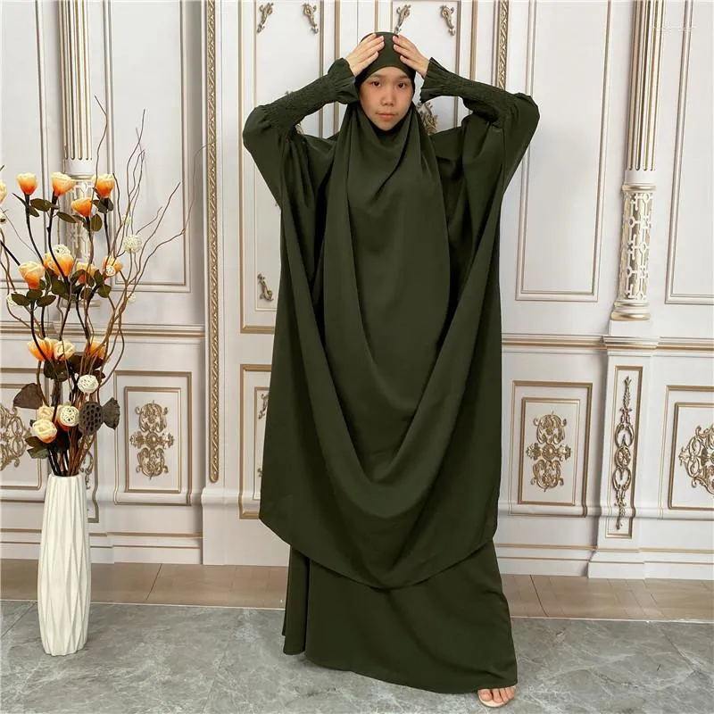 Abbigliamento etnico Jilbab 2 pezzi Abito Abaya Set Indumento di preghiera musulmano Abito lungo Khimar Abito arabo Ramadan Jilbab per le donne Burqa islamico