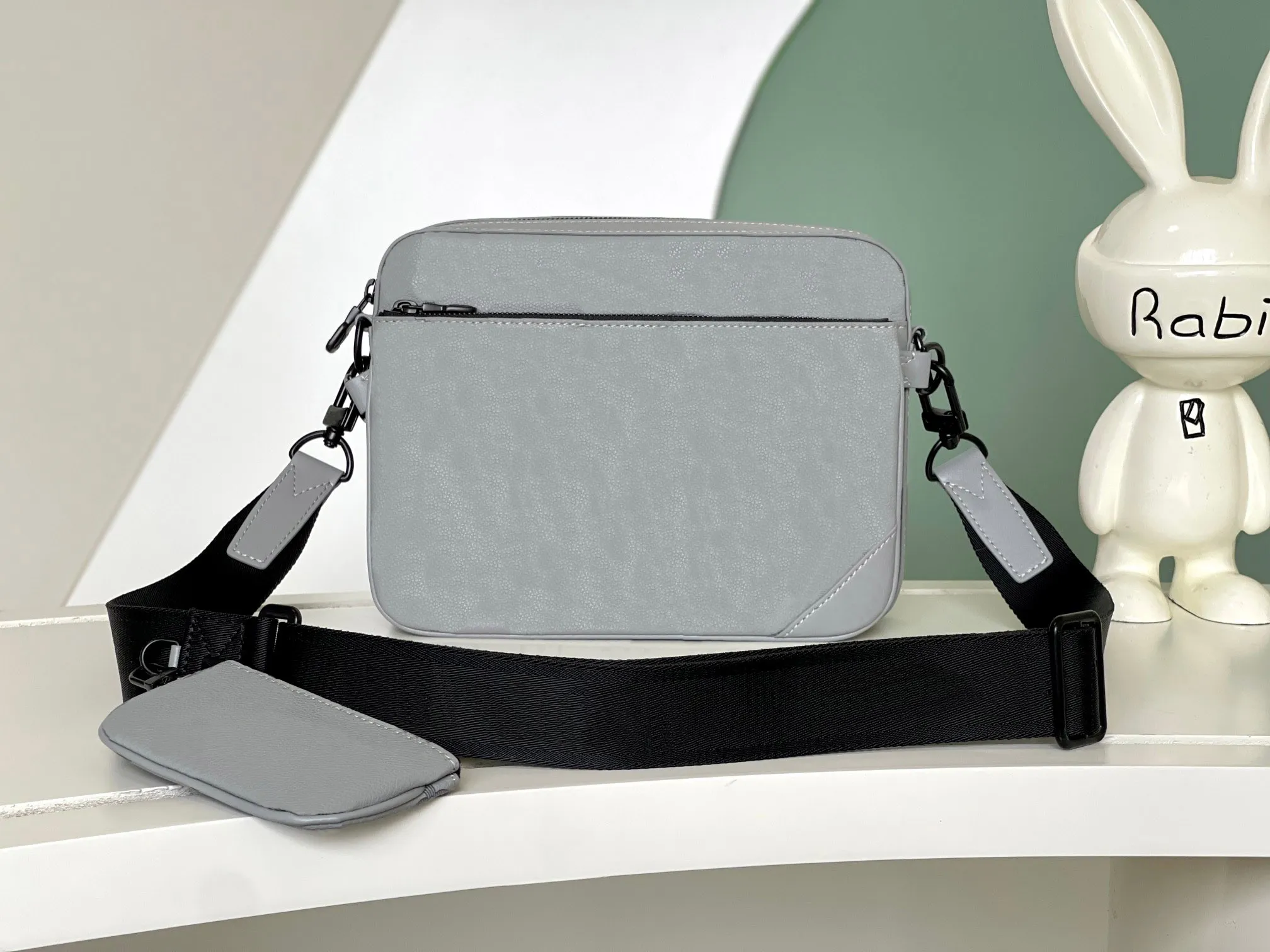 Mens Messenger Bag Set Satchel Shoulder And Cross Body Handbags With 3 Purse Unique Purses From Ly320 49.75 DHgate.Com