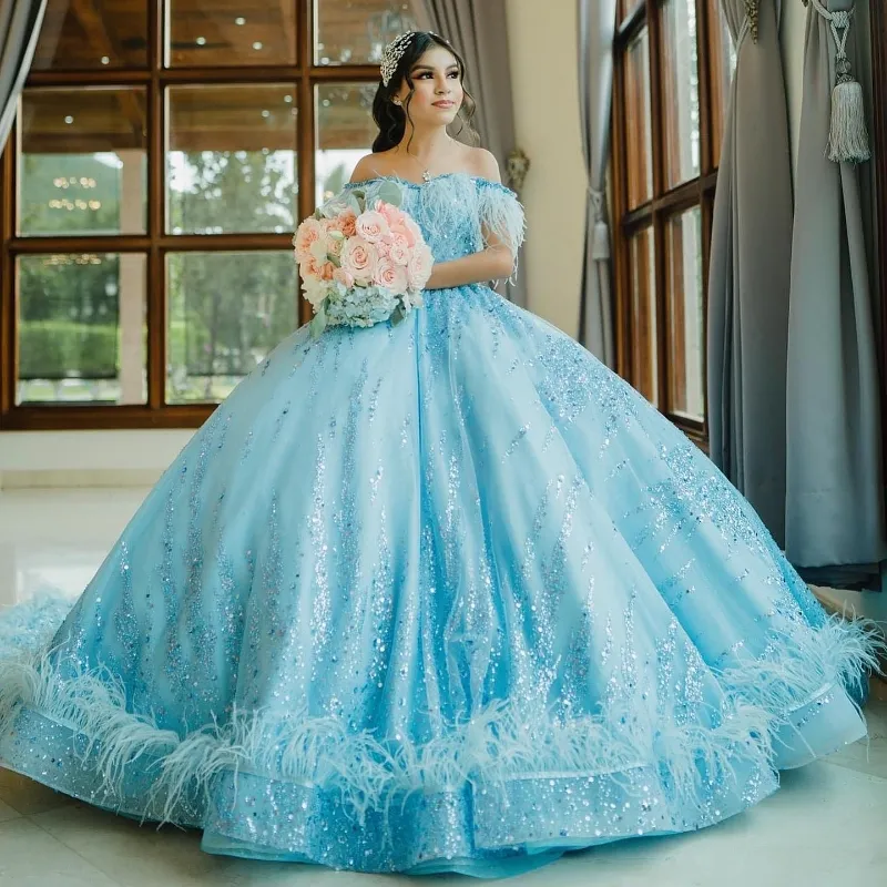 Sky Blue Blowly Sweetheart Sukienki Quinceanera Formalne luksusowe imprezę koraliki koronkowe Słodka 15 sukien