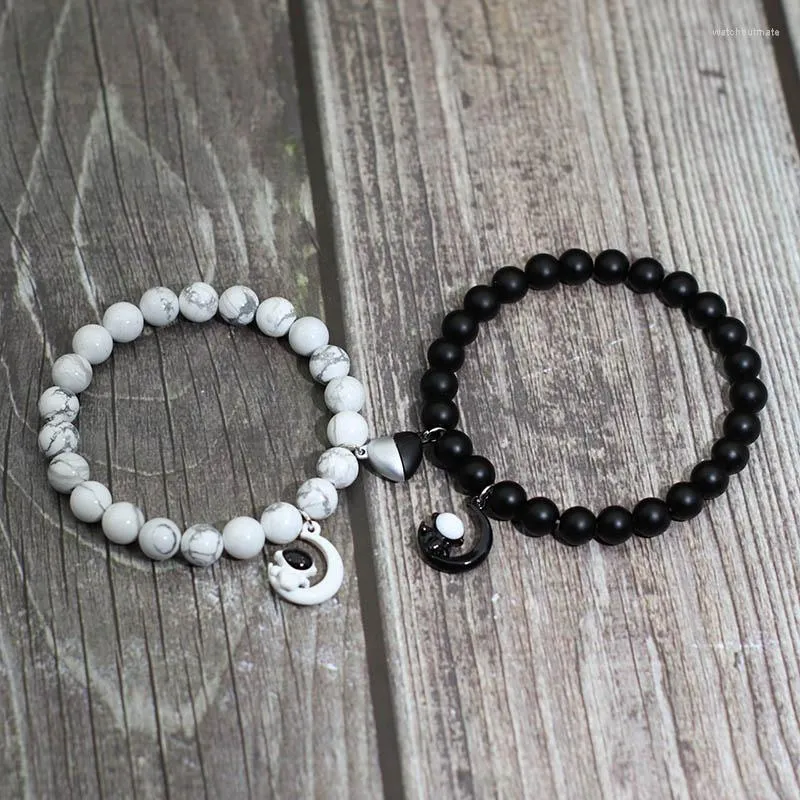 Charm Armband 2sts Alla hjärtans dag Magnet Par Armet Parat nyckellåsarmband för älskare Black White Heart Matching Braslet Dag