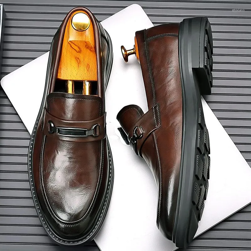 SURET BUTS Luksusowy biznes dla mężczyzn miękki poślizg na skórzanej komfortowej wypoczynku mokasyna Człowiek chaussures