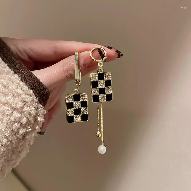 Dangle Earrings Black And White Checkerboard Geometry Retro Fashion Niche Fringe 2023 Summer