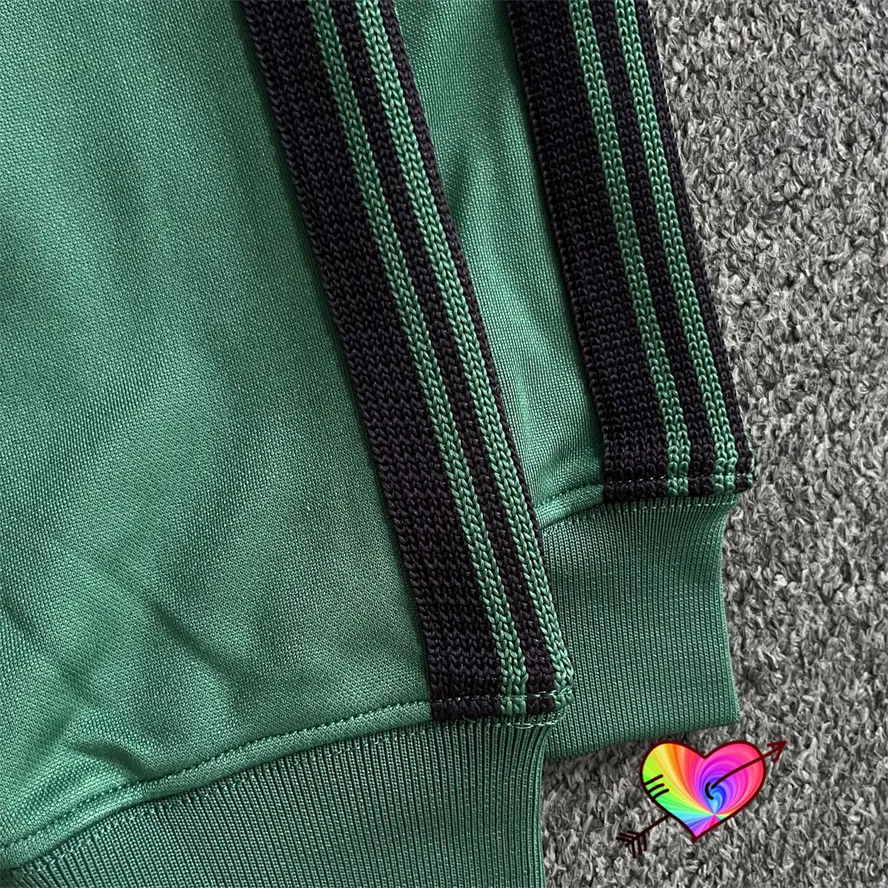 Giacca sportiva uomo needles con ricamo farfalla track_voghion.com