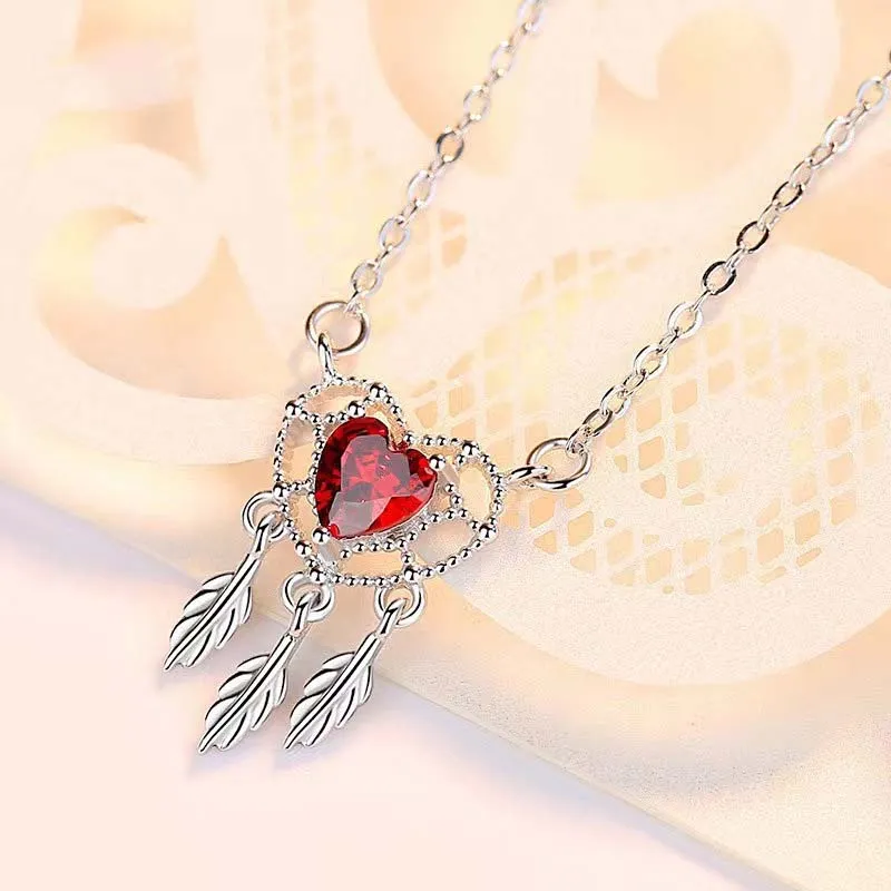 Collar rojo en forma de corazón para niñas, moderno diamante tachonado de plumas, diseño simple y lujoso, cadena de clavícula de alta gama