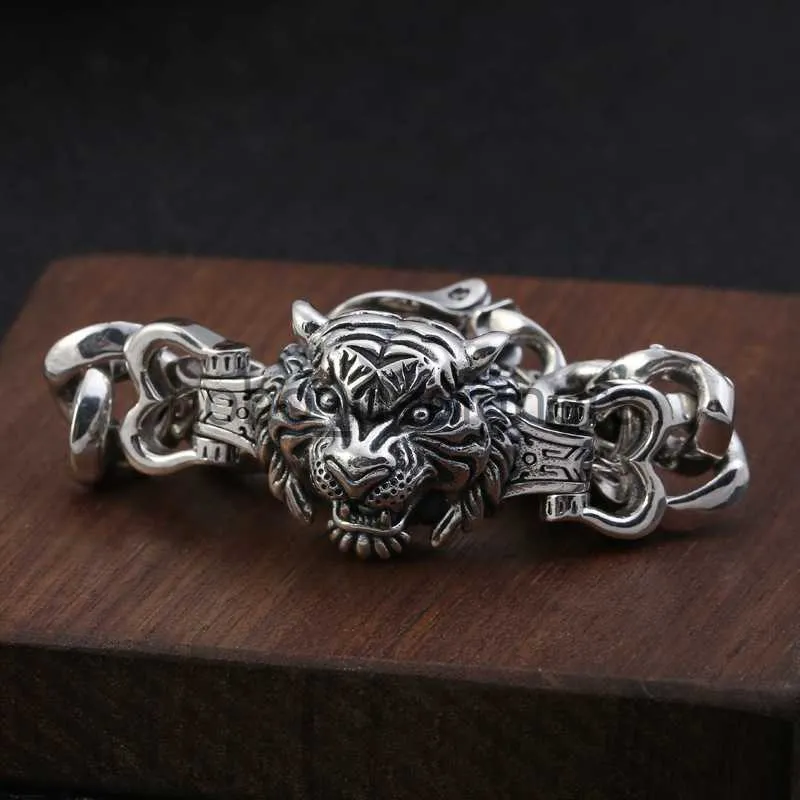 Rock Gold Tiger Head Mens Nomination Bracelet Charms For Men Stainless  Steel Cuban Chain Bangles With Punk Male Creative Accessories And Viking  Amulet Jewelry 221028 From Bong05, $13.62 | DHgate.Com