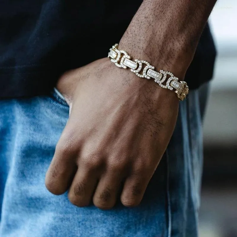 Link Armbänder 2023 Hohe Qualität Miami Kubanisches Armband Kette Luxus Männer Hip Hop Solide Rückseite Kupfer Voller Zirkonia Mode rock Schmuck
