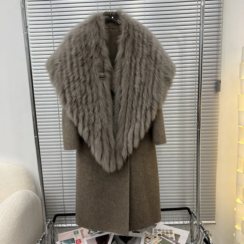 Long Wool Coat Women Classic Wool Blend Coat With Fox Fur Cape Autumn Winter Jacket Ytterkläder Överrock High Streetwear