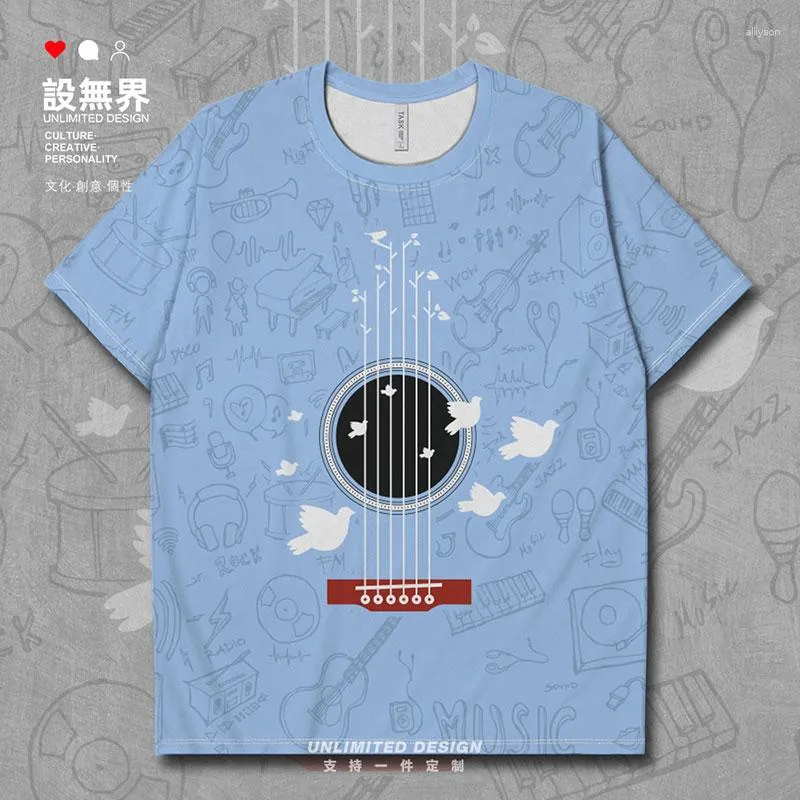 T-shirts pour hommes Simplicité Peint à la main Équipement de musique Guitare Pigeon Créativité Petite Chemise pour hommes frais Sporting Vêtements blancs Été