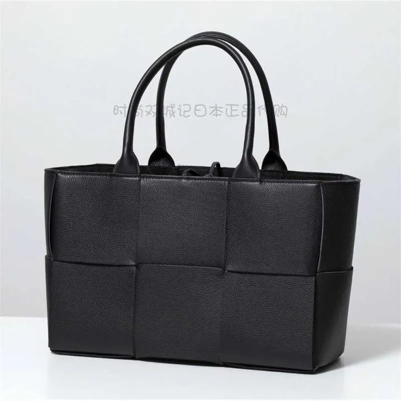 Bottegass Bag Классическая тканая маленькая сумка-тоут Arco Nappa для женщин 652867 Сумки через плечо через плечо