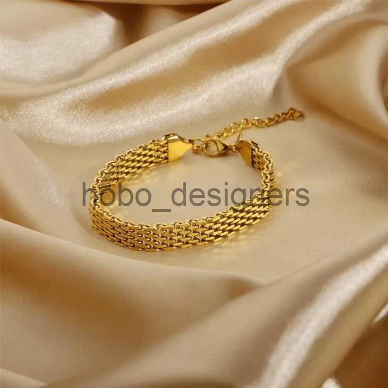 Buy Malabar Gold Bracelet ANDAAAAABAME for Women Online | Malabar Gold &  Diamonds