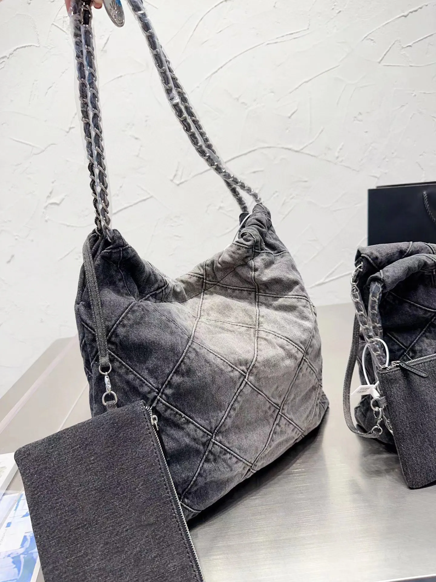 Umhängetasche, Denim-Designer-Tasche, Kanal 22, modische Denim-Tasche, luxuriöse große Tragetasche für Damen, Designer-Ketten, große Damen-Umhängetasche, blaue Geldbörsen