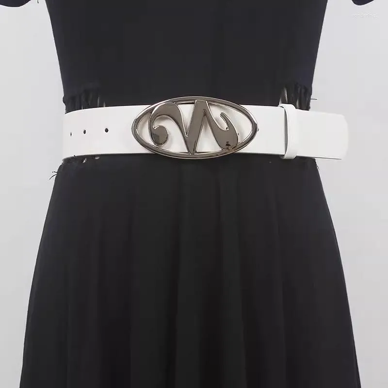 Bältes kvinnors landningsmode Silver Buckle Pu Leather Cummerbunds Female Dress Corsets Midjeband Decoration Wide Belt R843