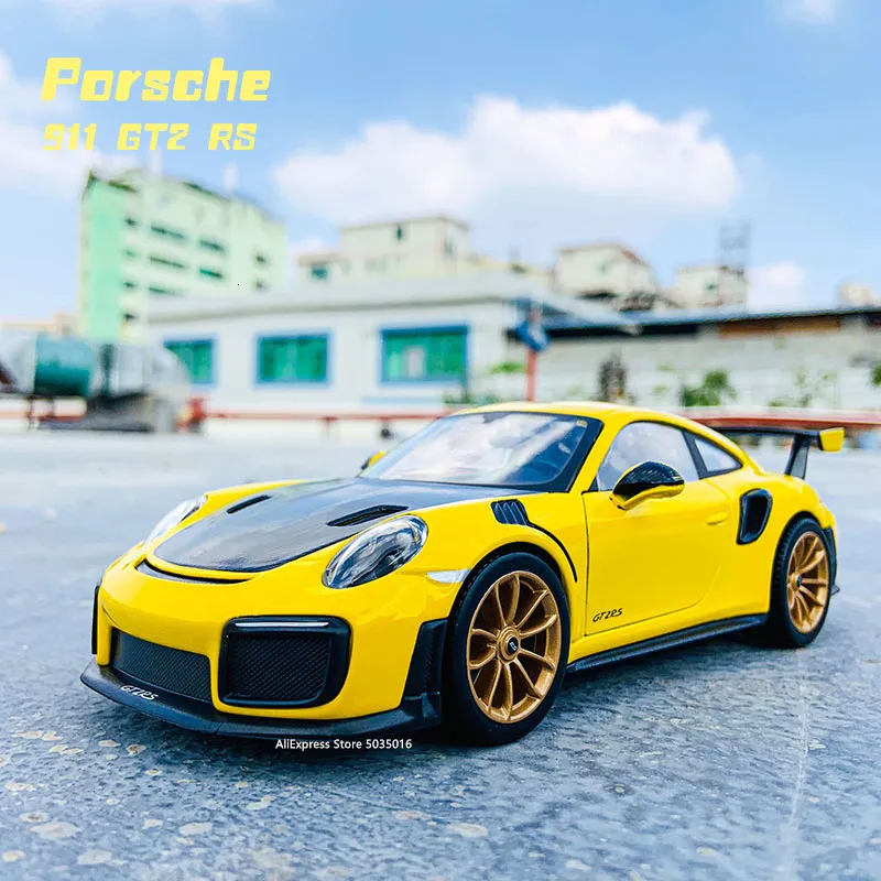 Diecast Model Maisto 1 24 Porsche 911 GT2 RS simulation alloy car model crafts decoration collection toy tools gift 230901