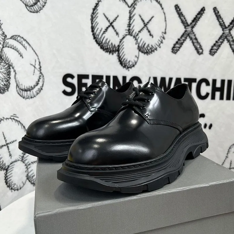 Kleidschuhe 2023 Frühling und Herbst Leder Herren Dicksohlen Freizeit Dark Lace Derby