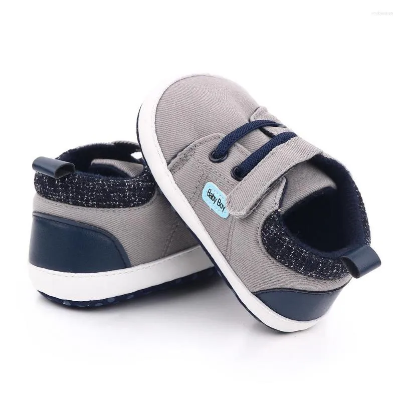 Scarpe da bambino preferite dai primi camminatori Scarpe da bambina sportive casual in tela con suola morbida e antiscivolo. Mocassini