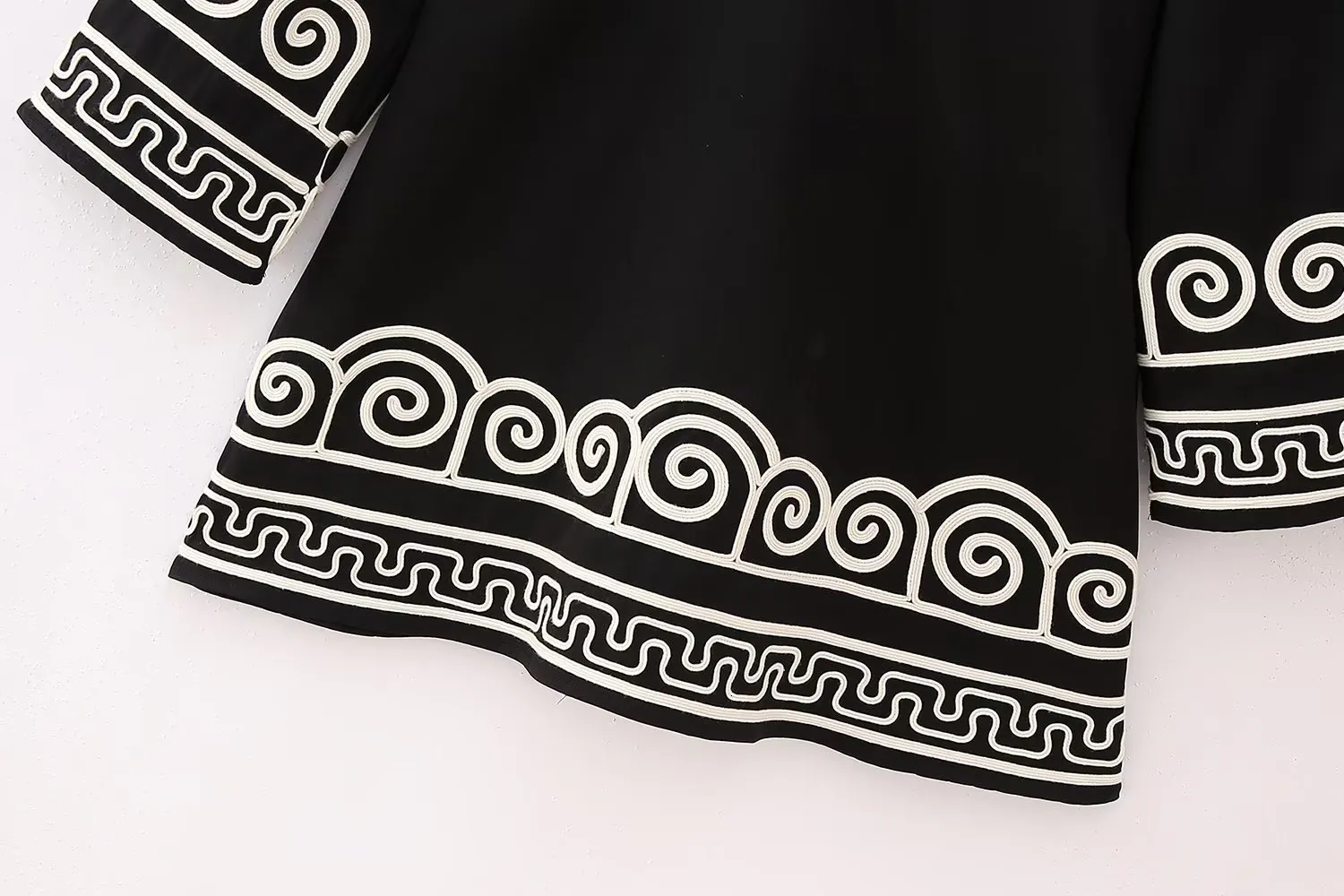 Basic Casual Embroidered Dress with Lyocell Blend Fabric, Knee-Length,  Short Sleeve, V-Neck Pullover from Dhgate Basic & Casual Dresses - price  53.32