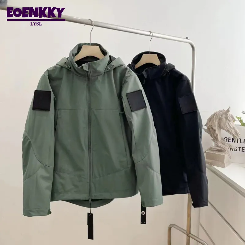 Jaquetas masculinas Varsity jaket penahan angin Wanita Pria Bomber bertudung modis mantel olahraga casual tahan air untuk pria dan wanita 230904