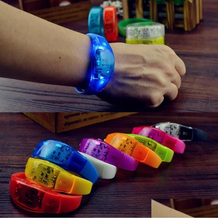 Party Favor gynnar Sile Sound Controlled LED Light Armband Aktiverad Glow Flash Bangle Wristband Gift Halloween Christmas Drop Delive DH0SX