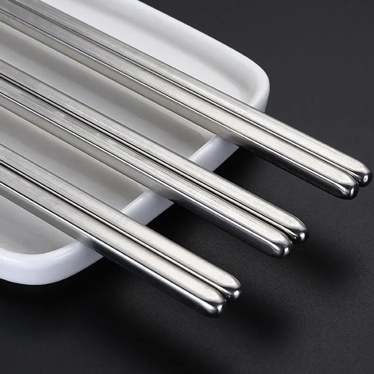 Frakt Square Chopsticks Glossy rostfritt stål Non-Slip Chopsticks Silver Silver Rostfritt stål Middagsovis 150Pair 22,5 cm GRATIS