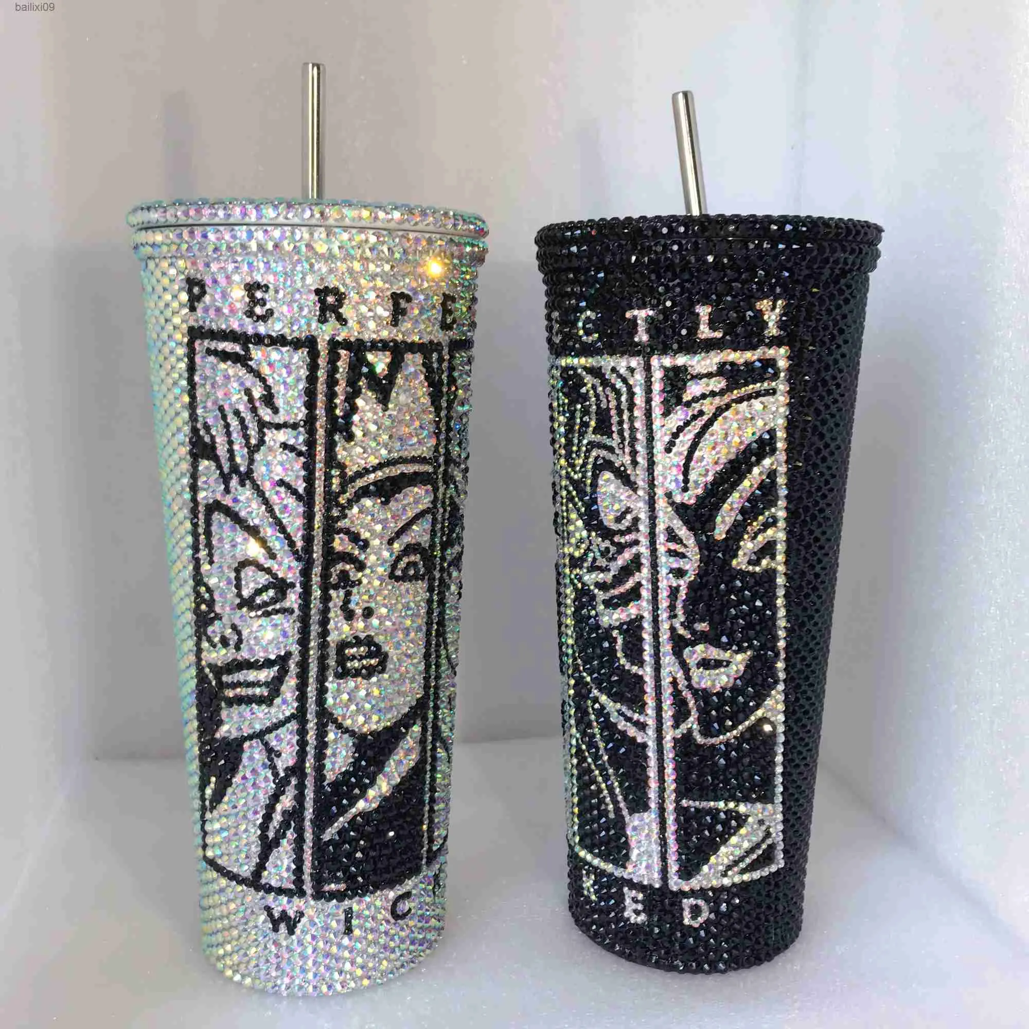 Tumblers Parfaitement Ed Bling Tumbler Nom personnalisé Strass Thermos Bouteille d'eau en acier inoxydable avec paille Cadeaux personnalisés pour elle T230905