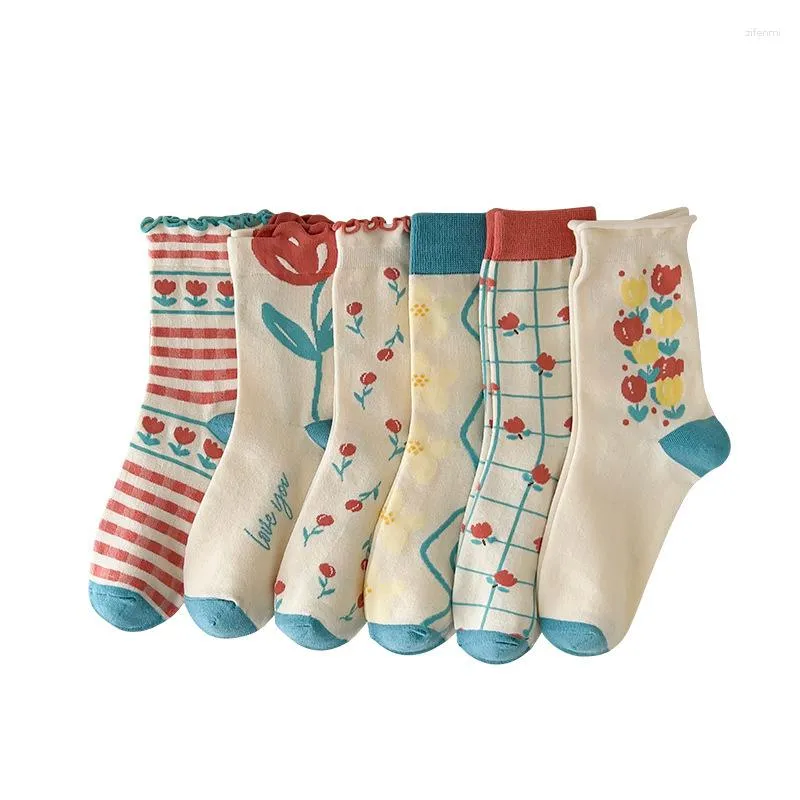 Kadın SOCKS Kadın Moda Lady Sonbahar Pamuk Pamuk Nefes Alabilir Retro Çiçek Japon Tarzı Orta Tüp Ter Sevimli Çorap 10 Çift