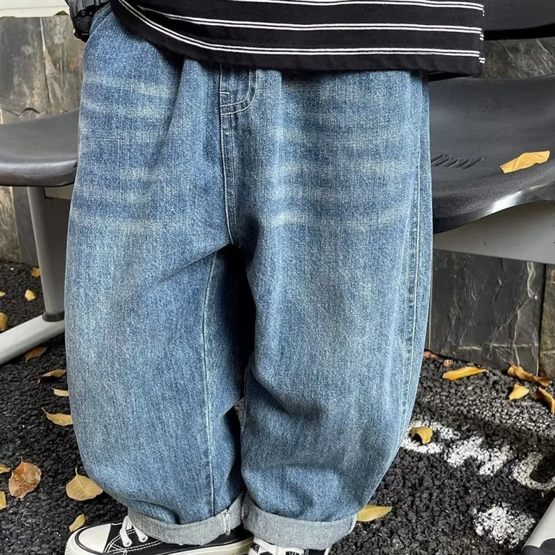 Jeans barnkläder pojkar "stiliga byxor långa byxor höstnät röda jeans vår och höst trendig liten pojke 230904