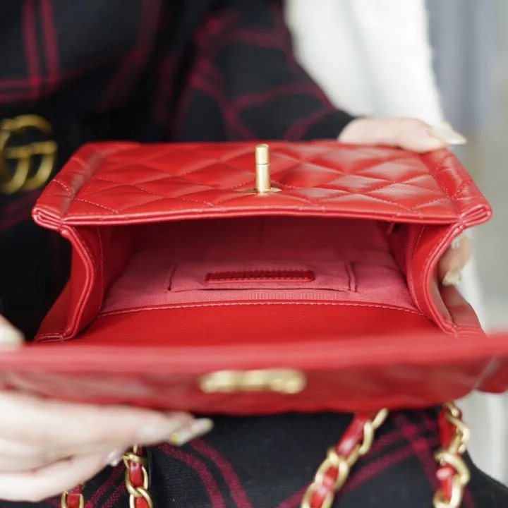 Crystela Women's & Girls Classy Red Designer Purses Cross Body Trendy Bags  : Amazon.in: Shoes & Handbags