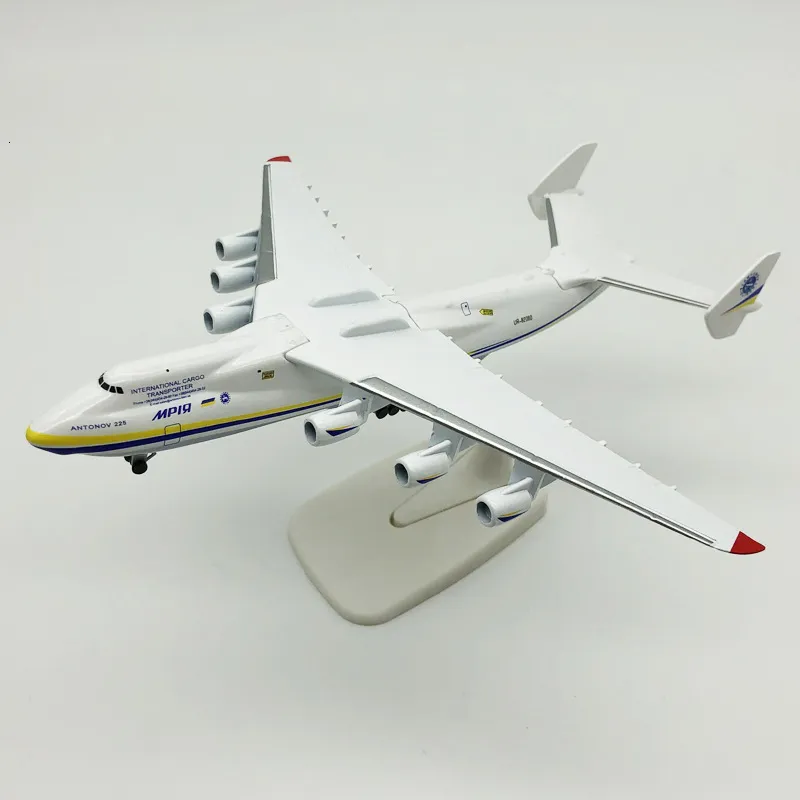 Modelo de avión JASON TUTU 20 CM Antonov AN225 StrategicTransport Diecast Metal Modelo Avión An-225 Drop 230904