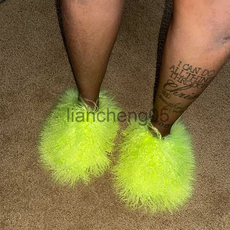 Pantoufles Nouvelle arrivée Femmes Fluffy Peluche Pinkycolor Fur Slides Toe-Couvert Confortable Belle Maison Pantoufles Femme Chaud Fourrure Chaussures Plates Hot X0905