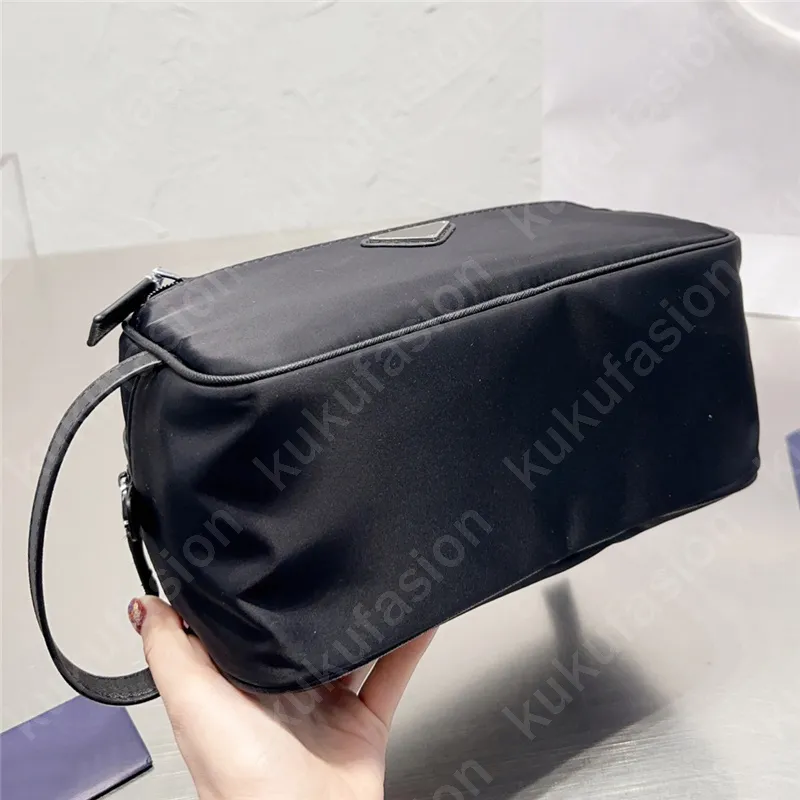Women Designer Makeup Bag Luxurys Designers Travel Pouch Cosmetic Cases Nylon Makeup Bag Girls Clutch Small Bags Make Up Case Lugg245q