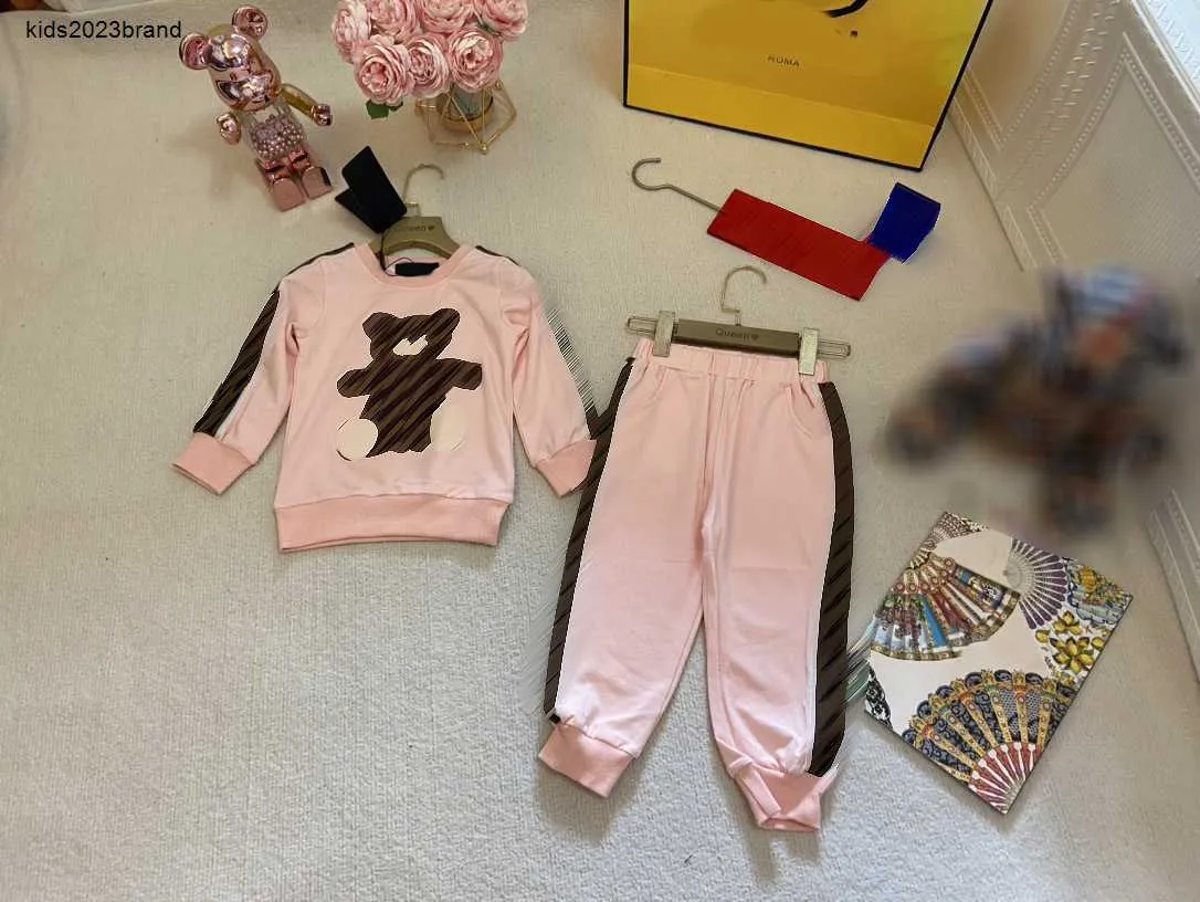 v tements de marque pour enfants Surv tements b b costume d automne Taille 100 150 CM 2pcs Alphabet imprim motif de poup e pull imprim et pantalon