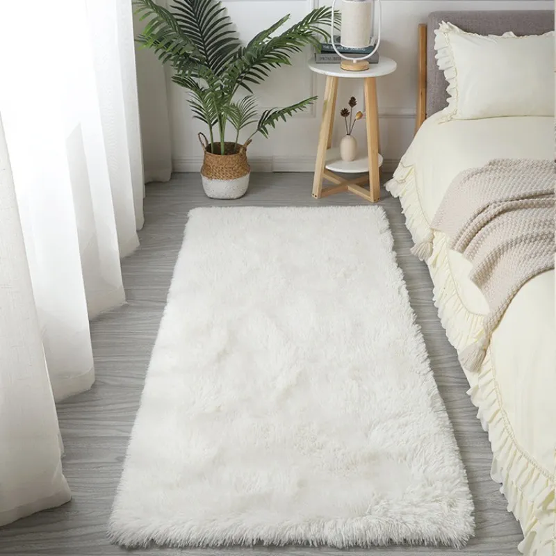 カーペットのベッドサイドの敷物のためのかわいい女の子の床柔らかいマットリビングデコレーション白いふわふわし