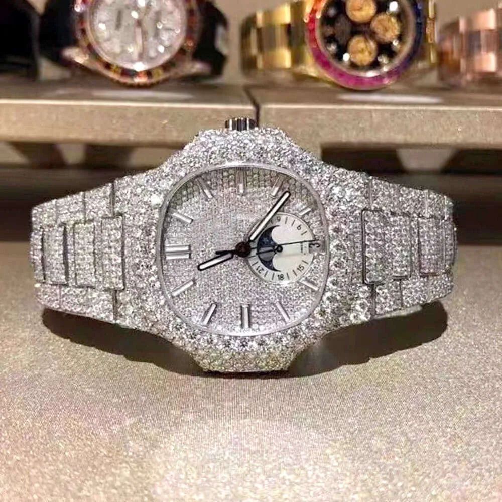 Q2GX Montre-bracelet de luxe personnalisé Bling Iced Out Montre plaqué or blanc Moiss anite Diamond Watchs 5A réplication de haute qualité mécanique 96X7