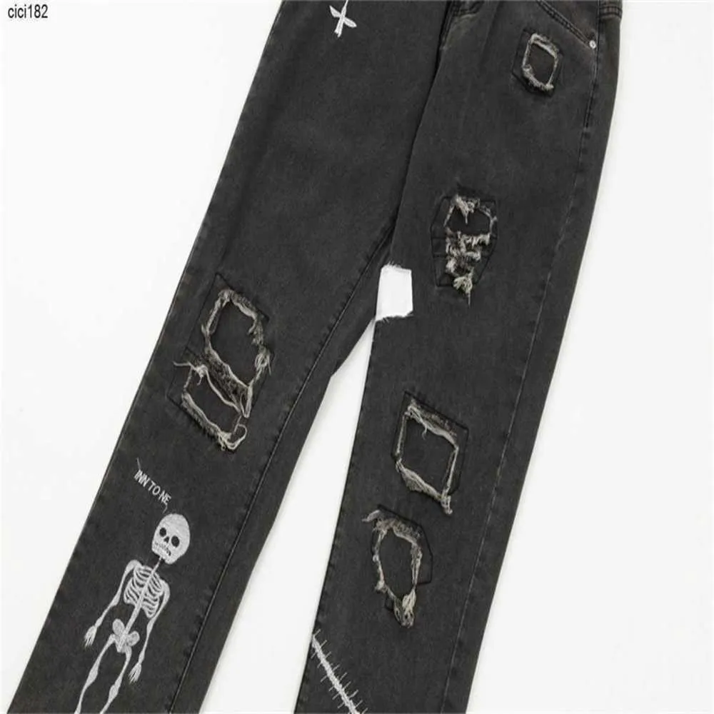 23SS Top Craft мужские дизайнерские джинсы Ретро-мода High Street Broken Holes Джинсы масляная краска брызги чернил брюкиVUAO9362L3E9