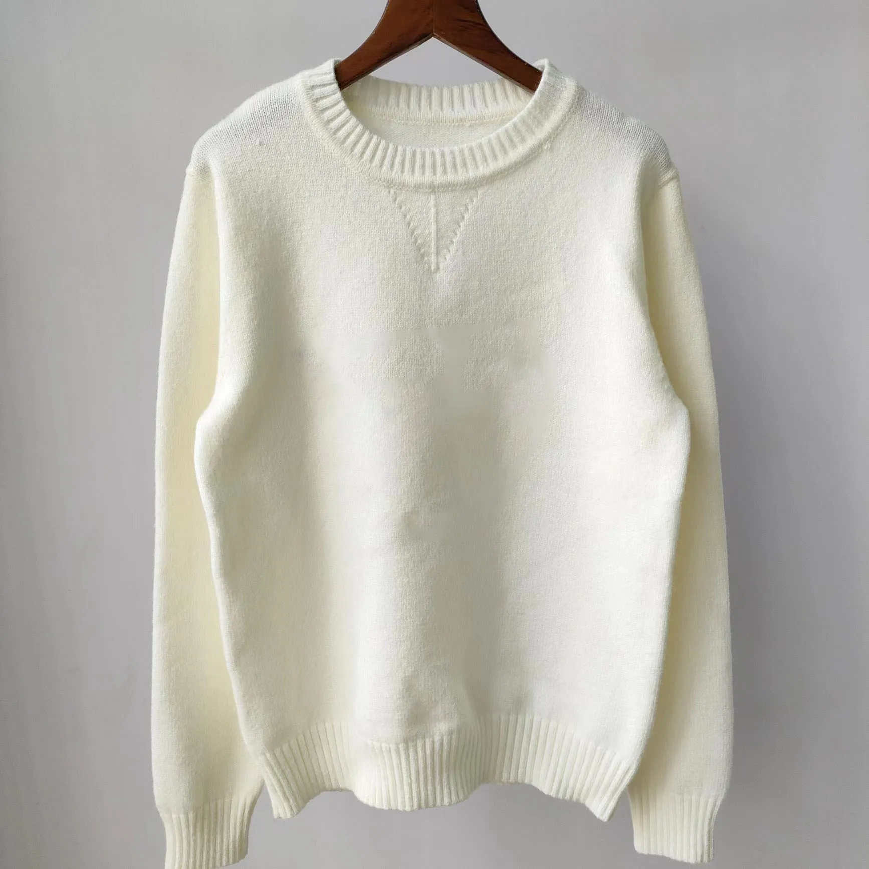 Stay Cozy In Style With Diapus Autumn/Winter Knitted Grey Stay Cozy In Style With Diapus Autumn/Winter Knitted Grey