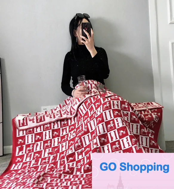 Quality Designer Blanket Soft Woolen Scarf Shawl Portable Warmth Thickening Plaid Sofa Bed Fleece Knitted Blanket