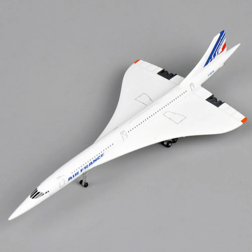 Modelo de carro fundido 1400 Concorde Air France Modelo de avião 1976-2003 Avião Alloy Diecast Air Plane Modelo Crianças presente de aniversário coleção de brinquedos 230906