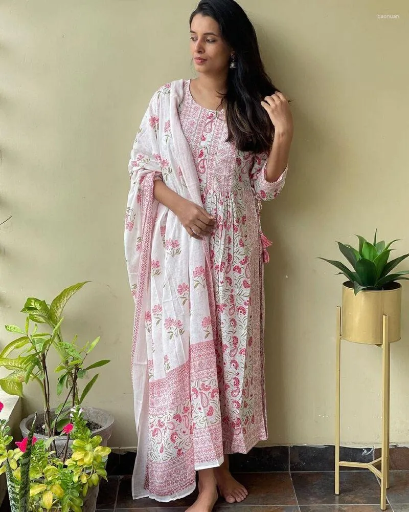 Etniska kläder salwar kameez set klänning byxor halsduk 3-stycken set bröllop slitage bomull tryckt skurna kvinnor kurti pant dupatta