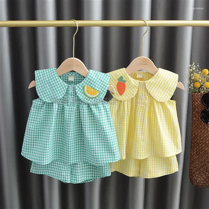 服セット甘い夏の赤ちゃんかわいいフルーツコットン格子縞のスーツ子供の子供