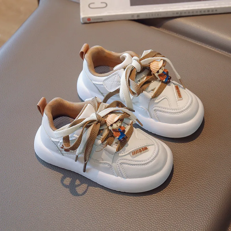 Sneakers Lente Kinderschoenen voor meisjes Sport Mode Ademend Baby Zachte bodem Antislip Casual Kindermeisje 230906