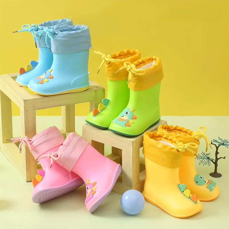 Buty jesienne zima dzieci deszczowe buty ciepłe pluszowe wodoodporne buty deszczowe dla dzieci dziewczęta gumowe buty miękkie pvc śnieżne buty 230905