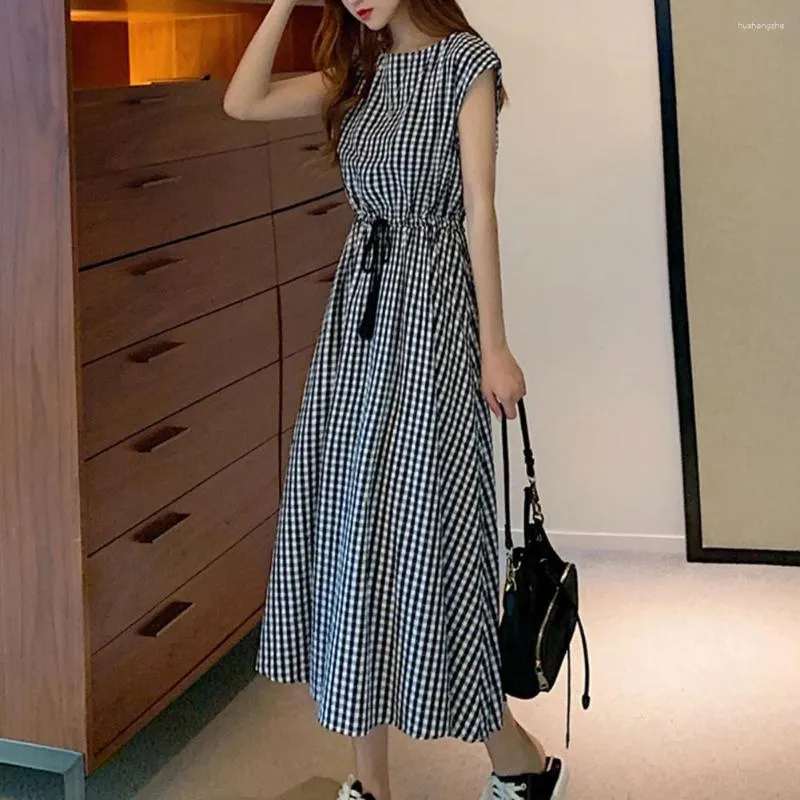 Summer Chic: Tie Waist O-Neck Midi Dress with Drawstring, Loose Hem, Solid Color - Perfect for Beach or StreetwearColor: Black/White Checkered