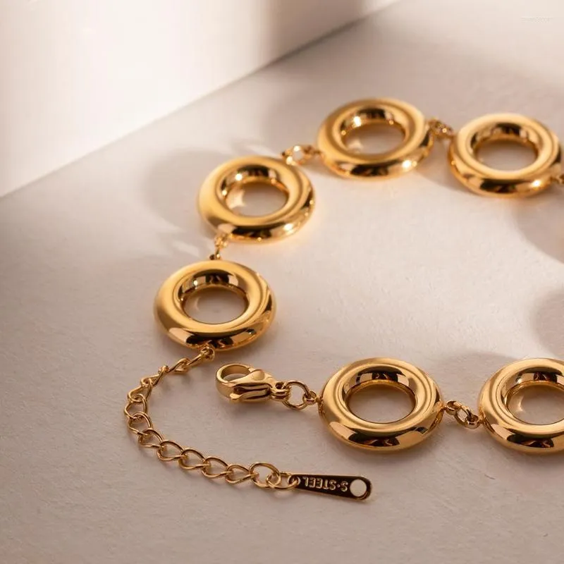 Bracciale rigido elegante braccialetti a ciambella in acciaio inossidabile placcato oro 18 carati braccialetto alla moda alla moda per gioielli da polso per ragazze