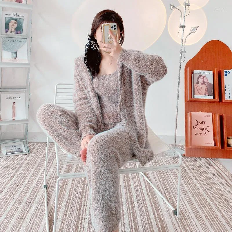 Dames Nachtkleding Vest Met Capuchon Pyjama 3-delige Set Zachte Imitatie Nertsen Fluwelen Warme Winter Pijama Dikker Thuis Kleding Pyjama