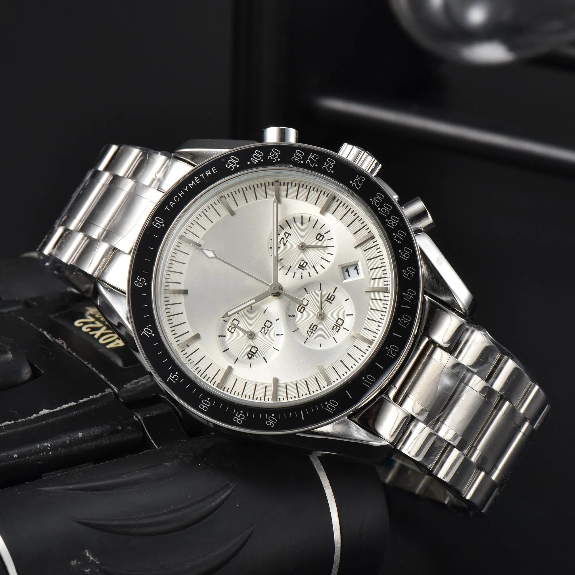 時計 Dream works watch DHgate.com:Stainless Steel Chronograph Watch with Six Eyes