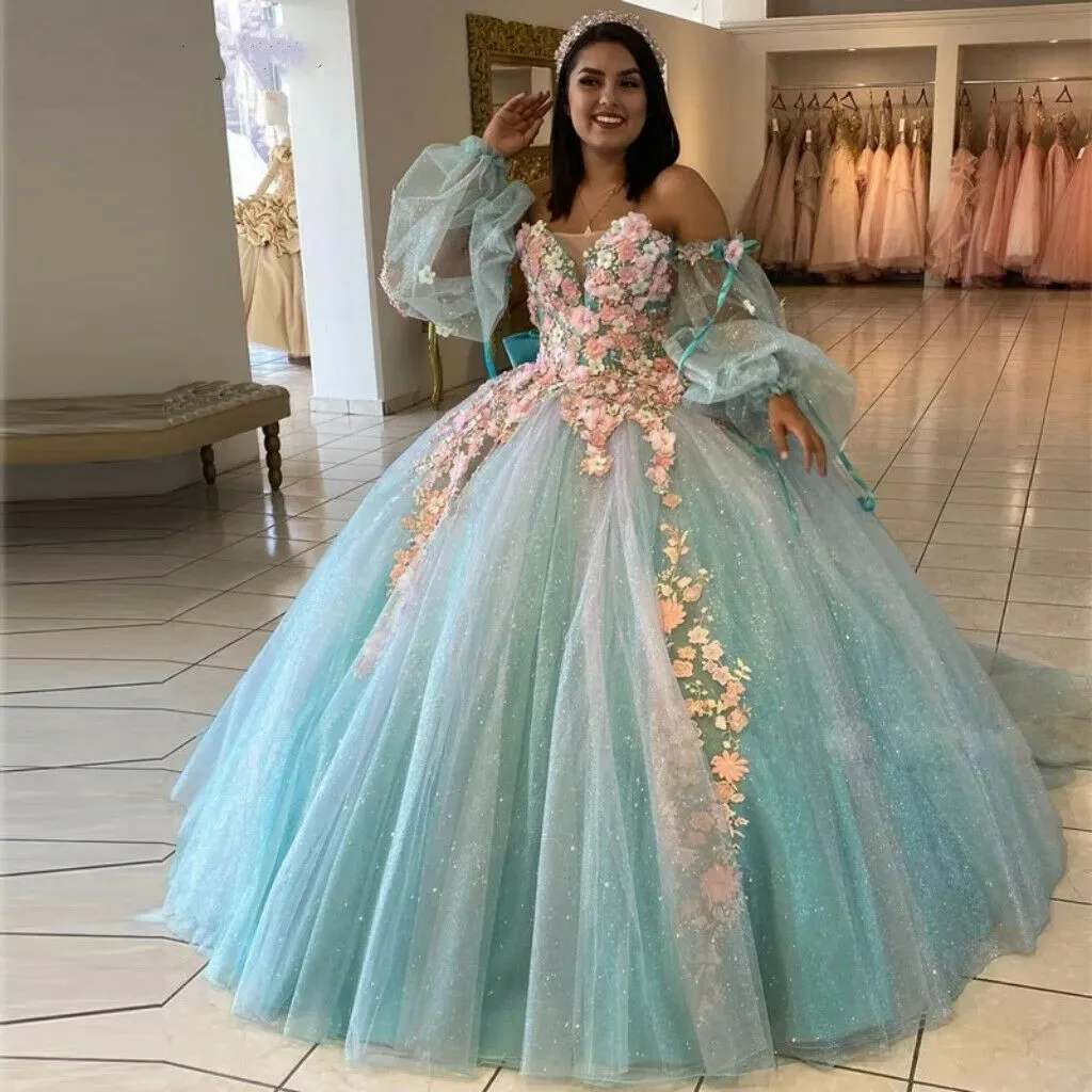 2024 Bollklänningar quinceanera klänningar Cinderalla off axel 3d blommor cospllay formell prom klänning söt 16 hemkommande klänning maskerad