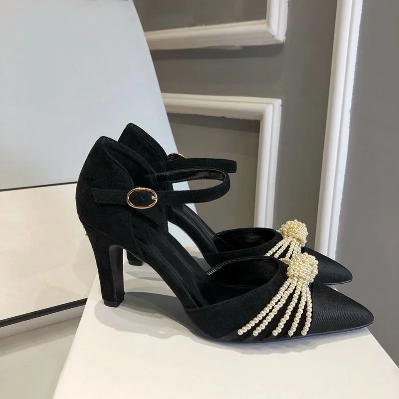Scarpe tipi store e tacchi