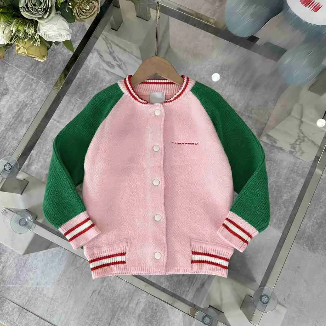 Babykleidung Designer Kinder Strickjacke Spleißdesign Kinderpullover Größe 100-160 CM Frühlingsprodukte Gestrickter Mantel für Mädchen Sep01