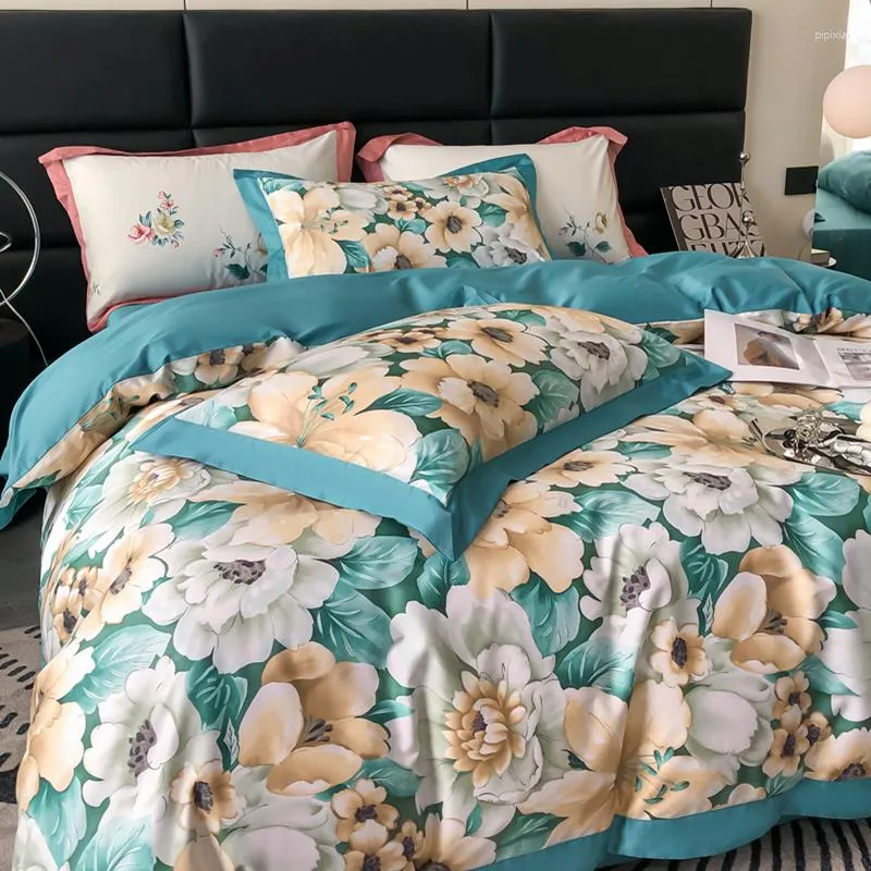 Sängkläder sätter fyrdelar bomulls avancerade geometriska mönstertrycksark täcke täcker europeisk stil vid kant hörn matchande dubbel