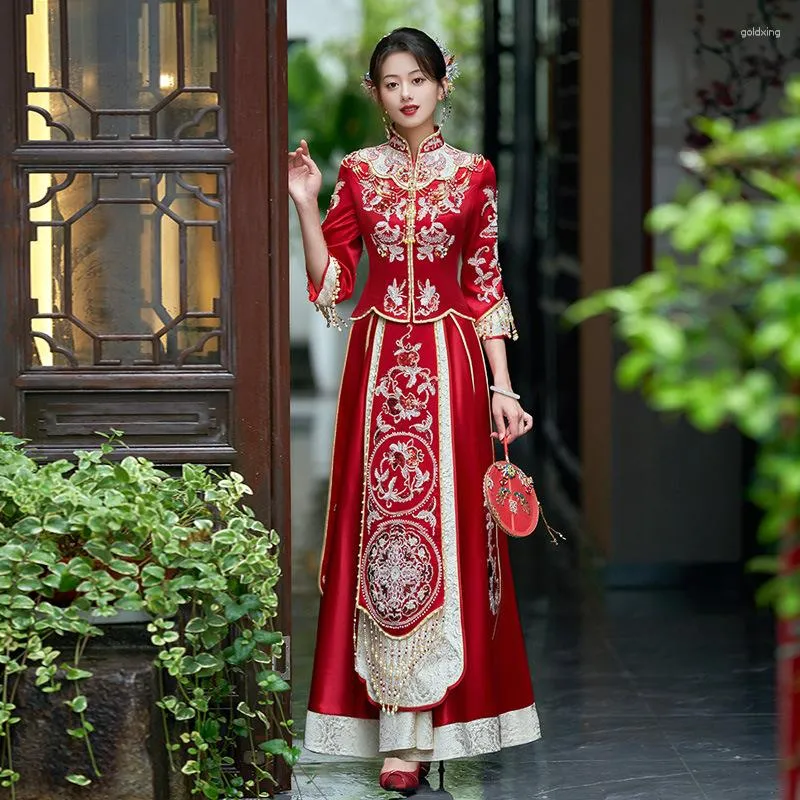 Etniska kläder Kvinnor Retro Chinese Wedding Dress SEALKINS PEADING EMBRODERY Traditionell Cheongsam Vintage Red Formal Qipao